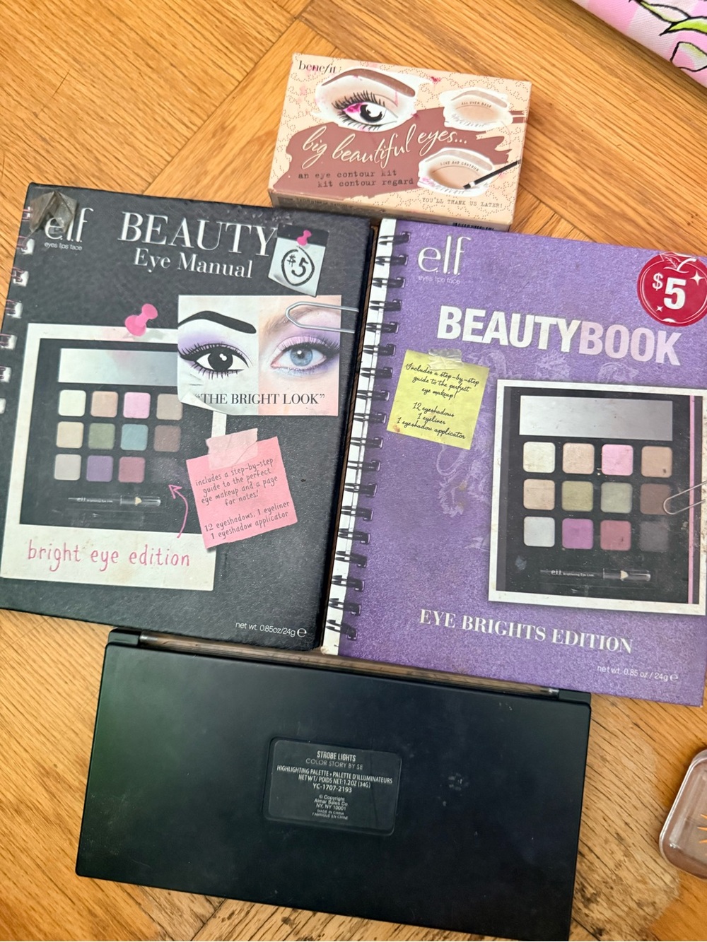 Makeup bundle - Picture 3 of 7